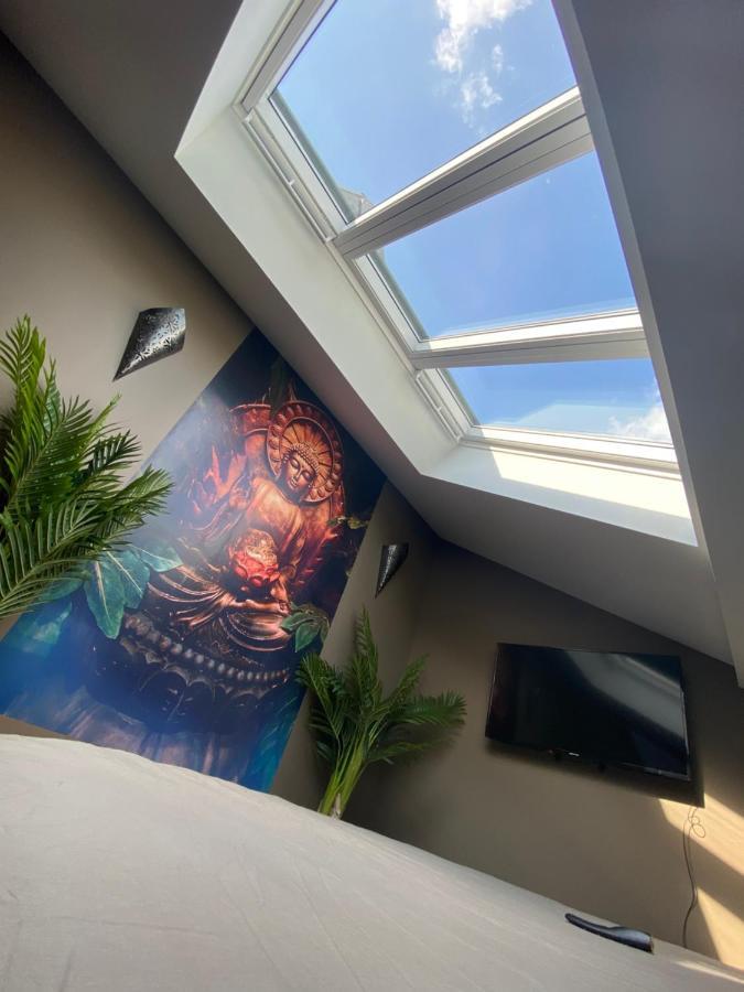 A La Belle Etoile, Le Spa Detente Celeste Loison-sous-Lens Esterno foto